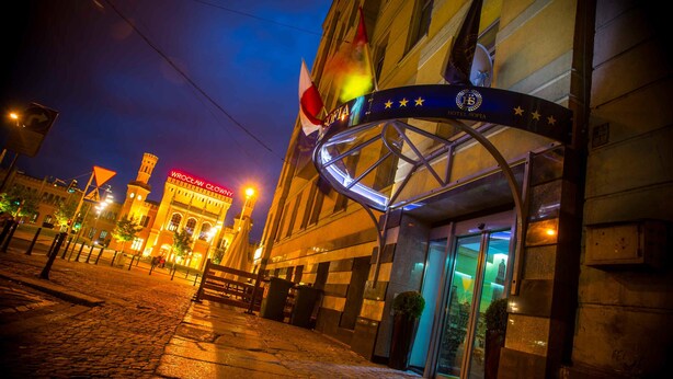 Property entrance - Hotel Sofia (Wroclaw)