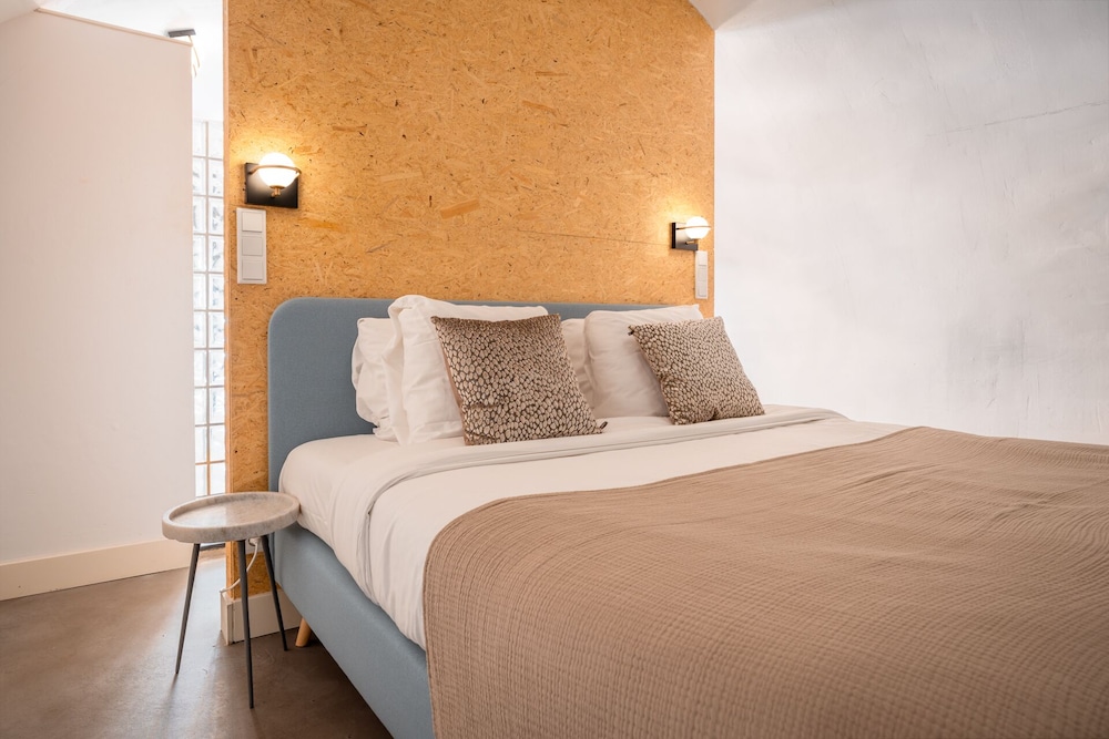 Court Hotel City Center Utrecht by null