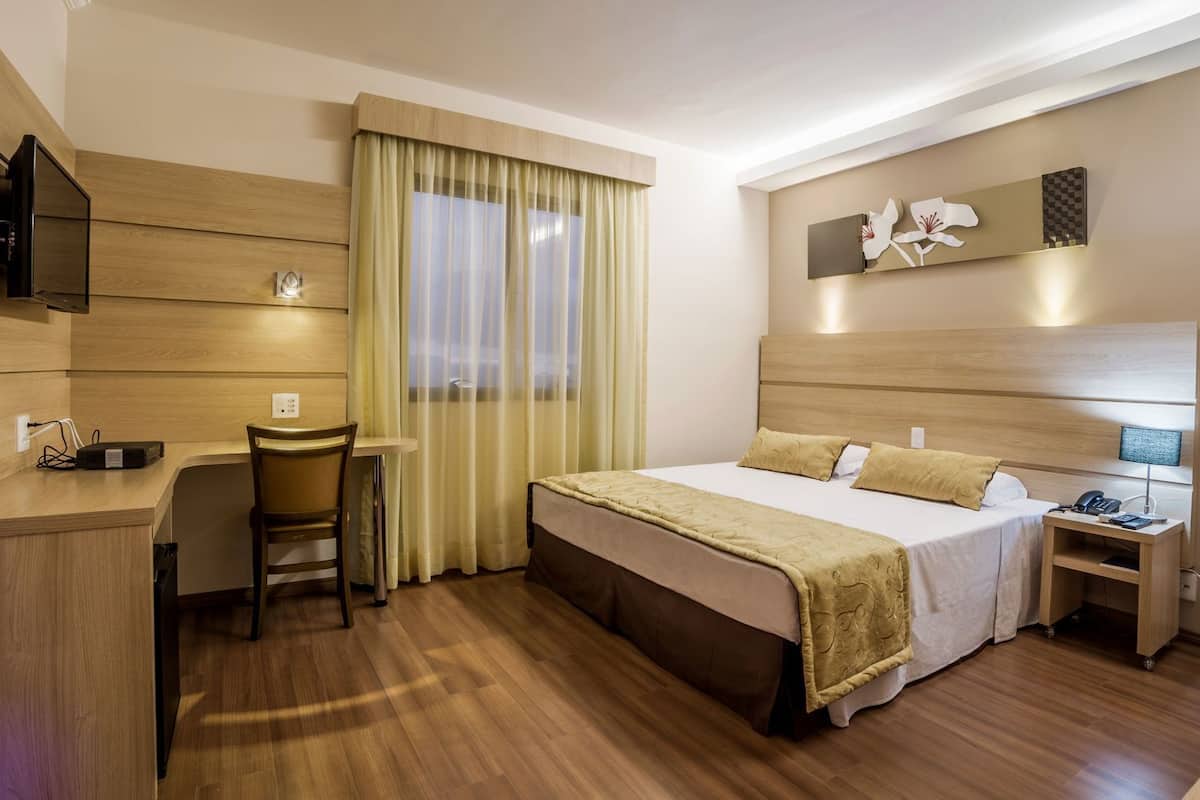 Minibar, Zimmersafe, laptopgeeigneter Arbeitsplatz