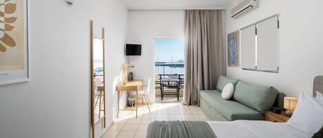Quadruple Room with Sea View
