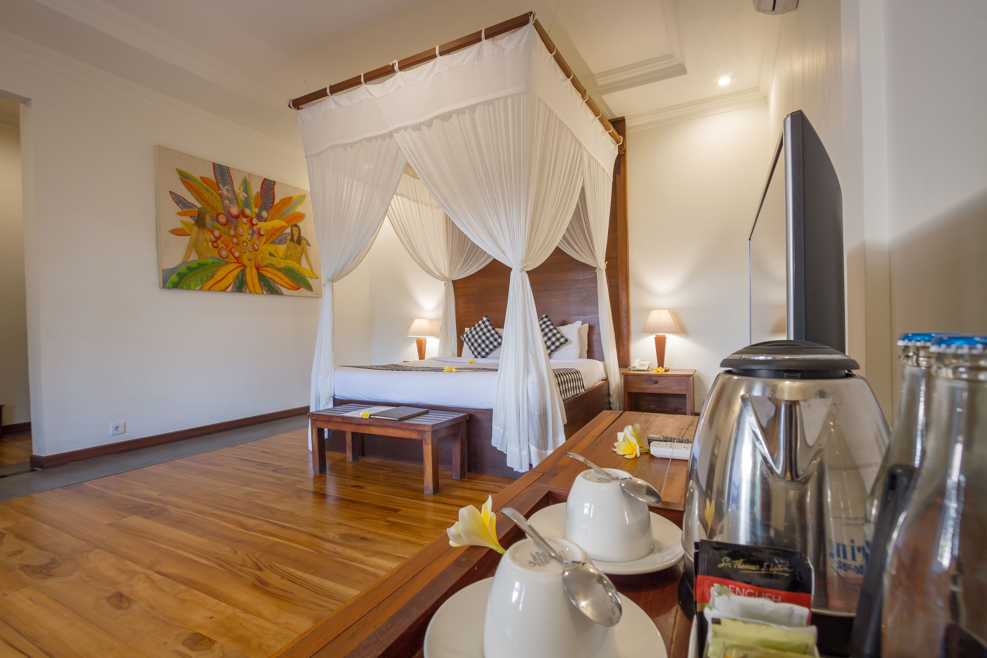 superior room | in-room safe, desk, blackout curtains, soundproofing