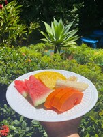 Desayuno con opciones de la cocina local incluido todos los días 