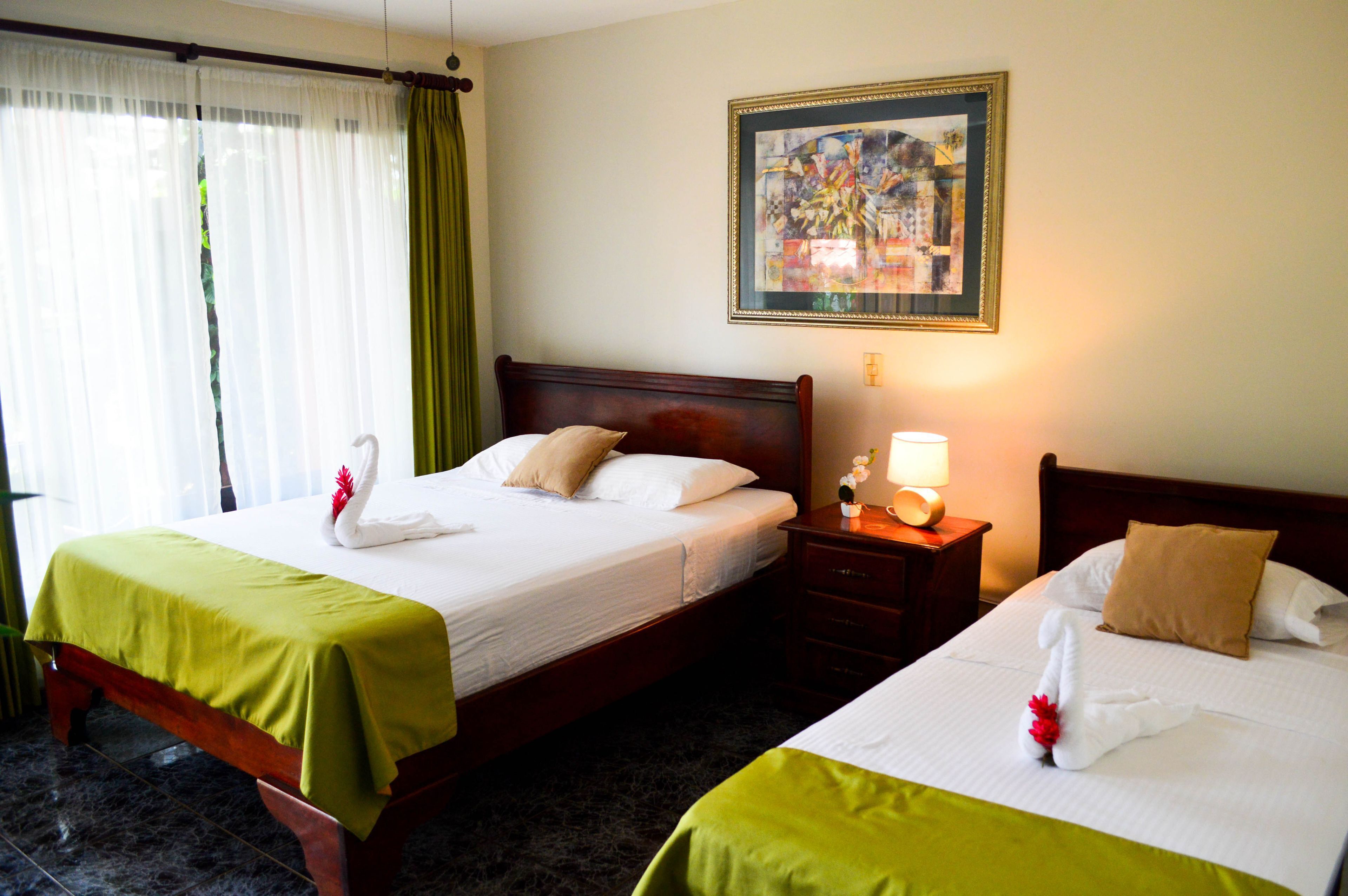 15 bedrooms, premium bedding, Select Comfort beds, in-room safe