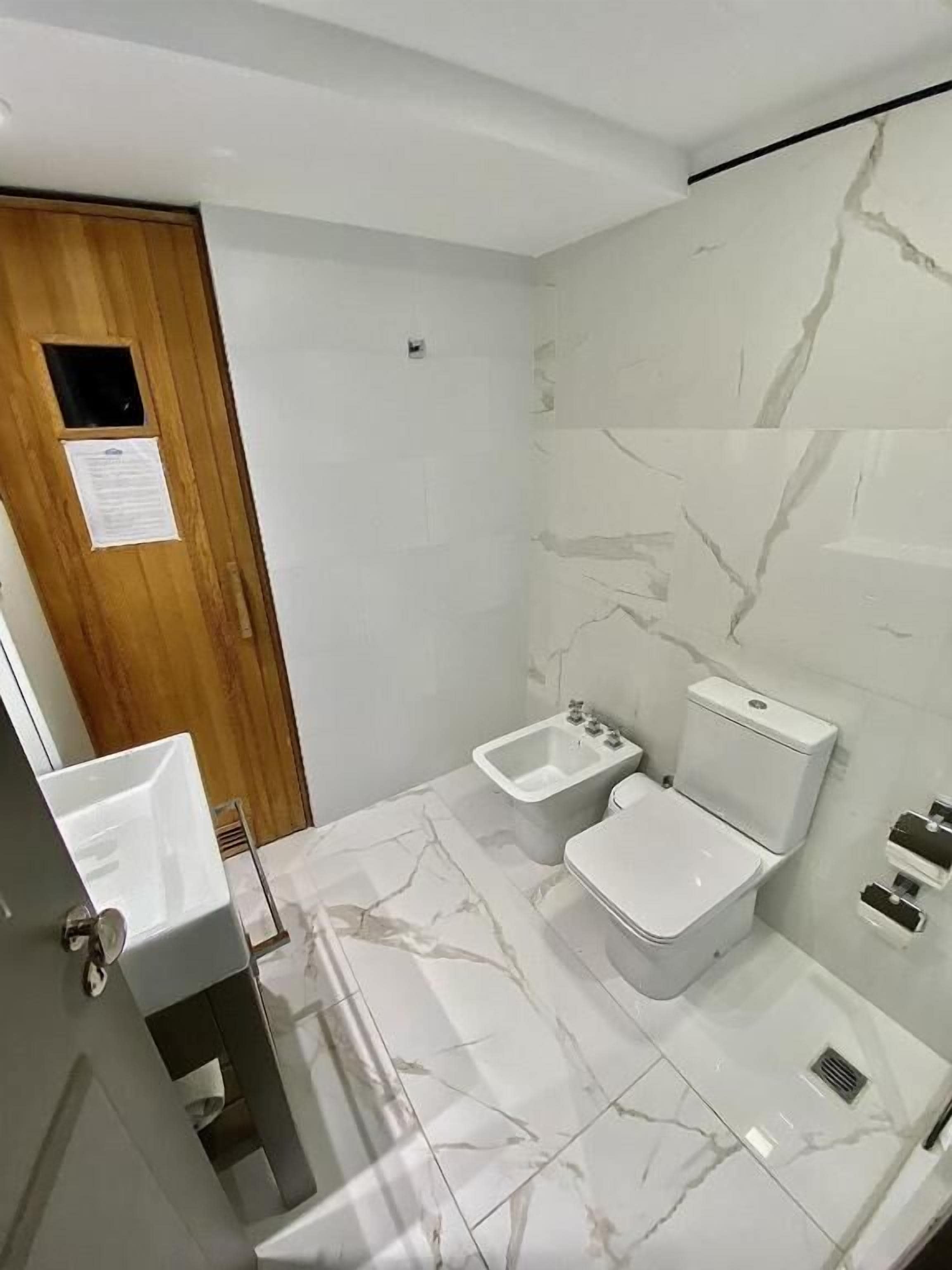 deluxe double room, terrace | bathroom | free toiletries, bidet, towels