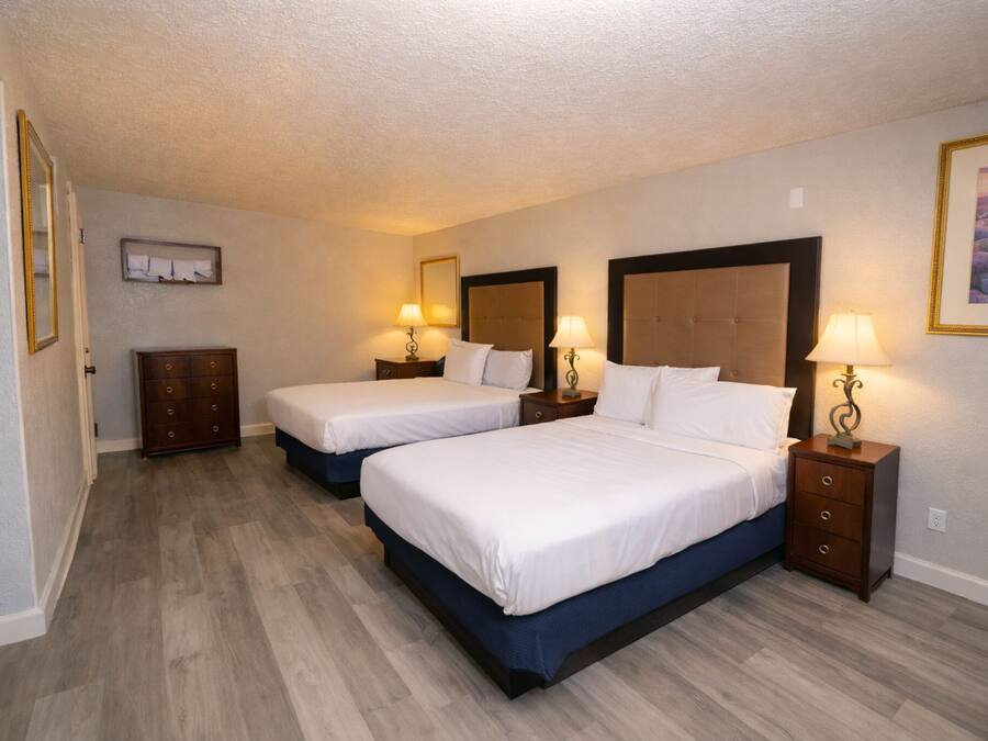 Blackout curtains, free WiFi, bed sheets