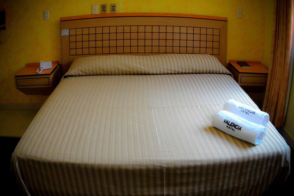Wifi gratis y ropa de cama