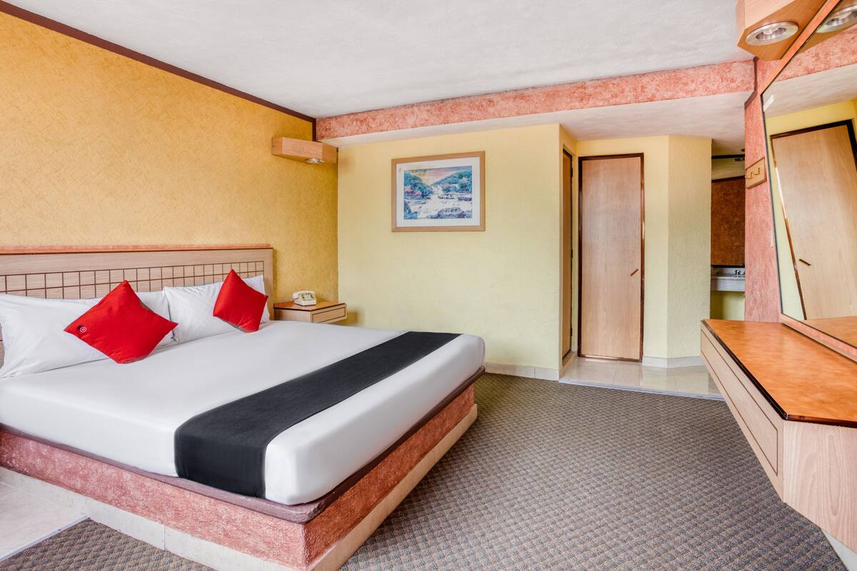 Superior Room | WiFi (free), bed sheets