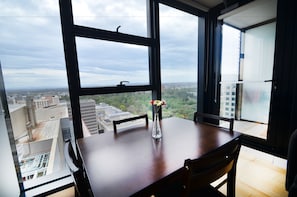 Two Bedroom Family Apartment | In-room safe, individually decorated, individually furnished, desk - Apartments Melbourne Domain - CBD Paris End (Melbourne)