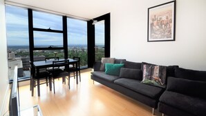 Living area - Apartments Melbourne Domain - CBD Paris End (Melbourne)