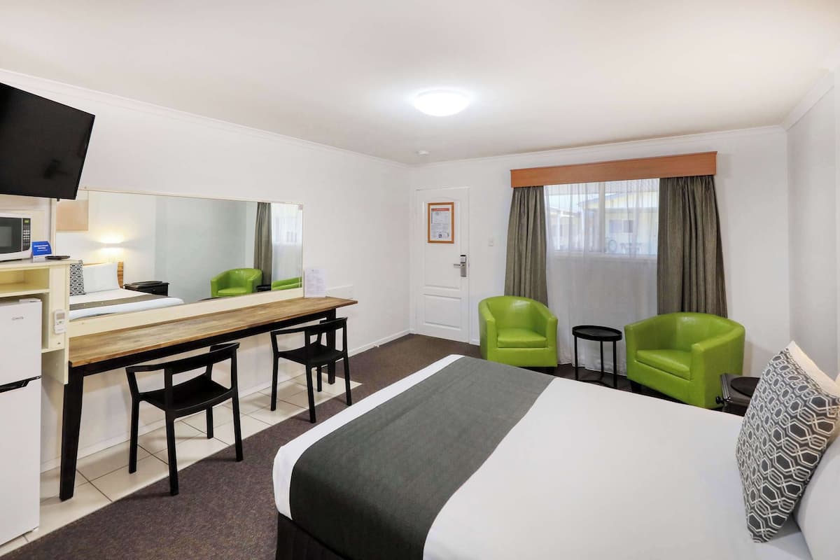 1 bedroom, premium bedding, individually decorated