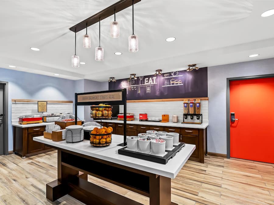 Free daily buffet breakfast