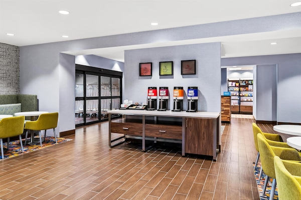 Esmorzar diari d'estil bufet gratuït