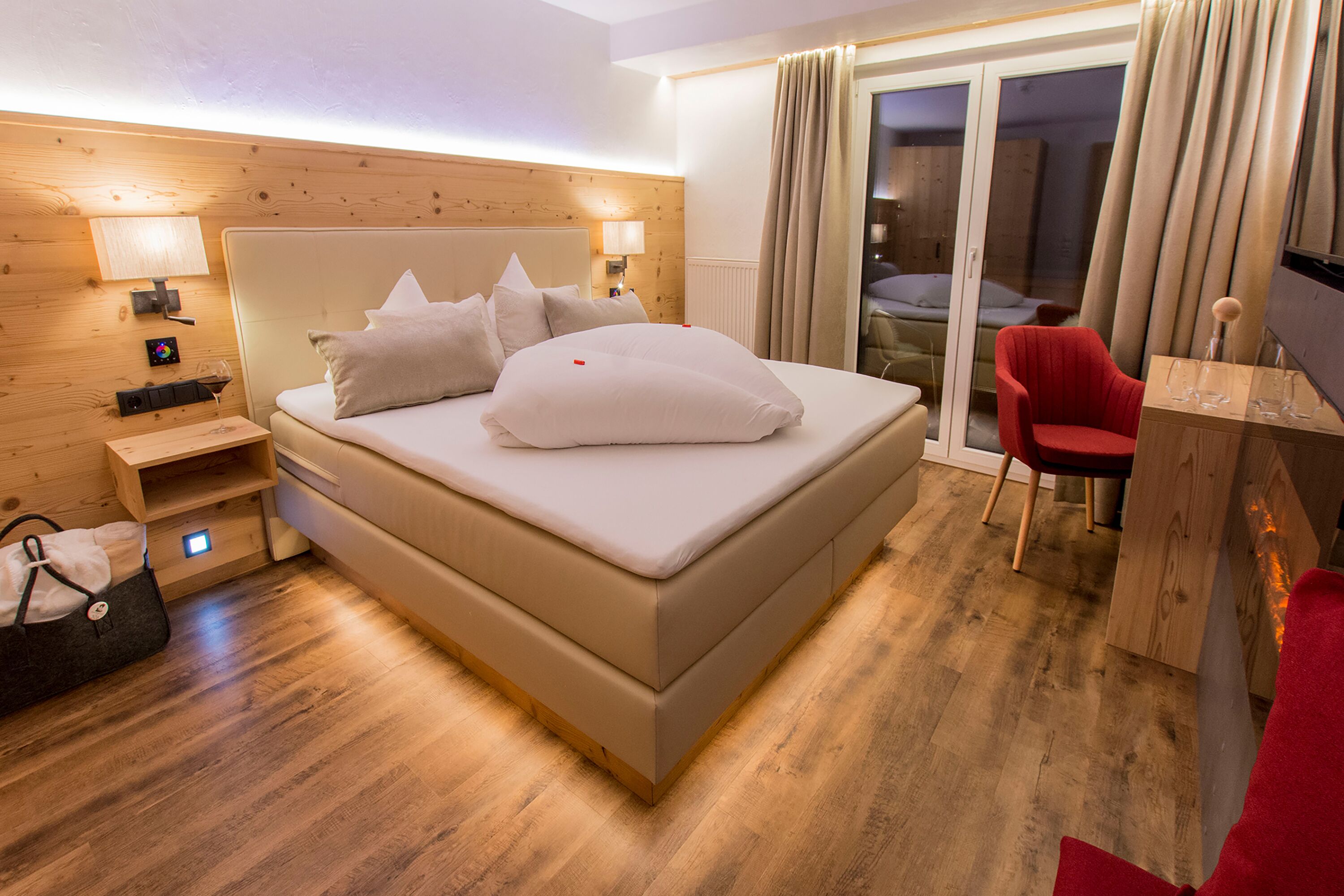 premium bedding, in-room safe, free cots/infant beds, free wifi