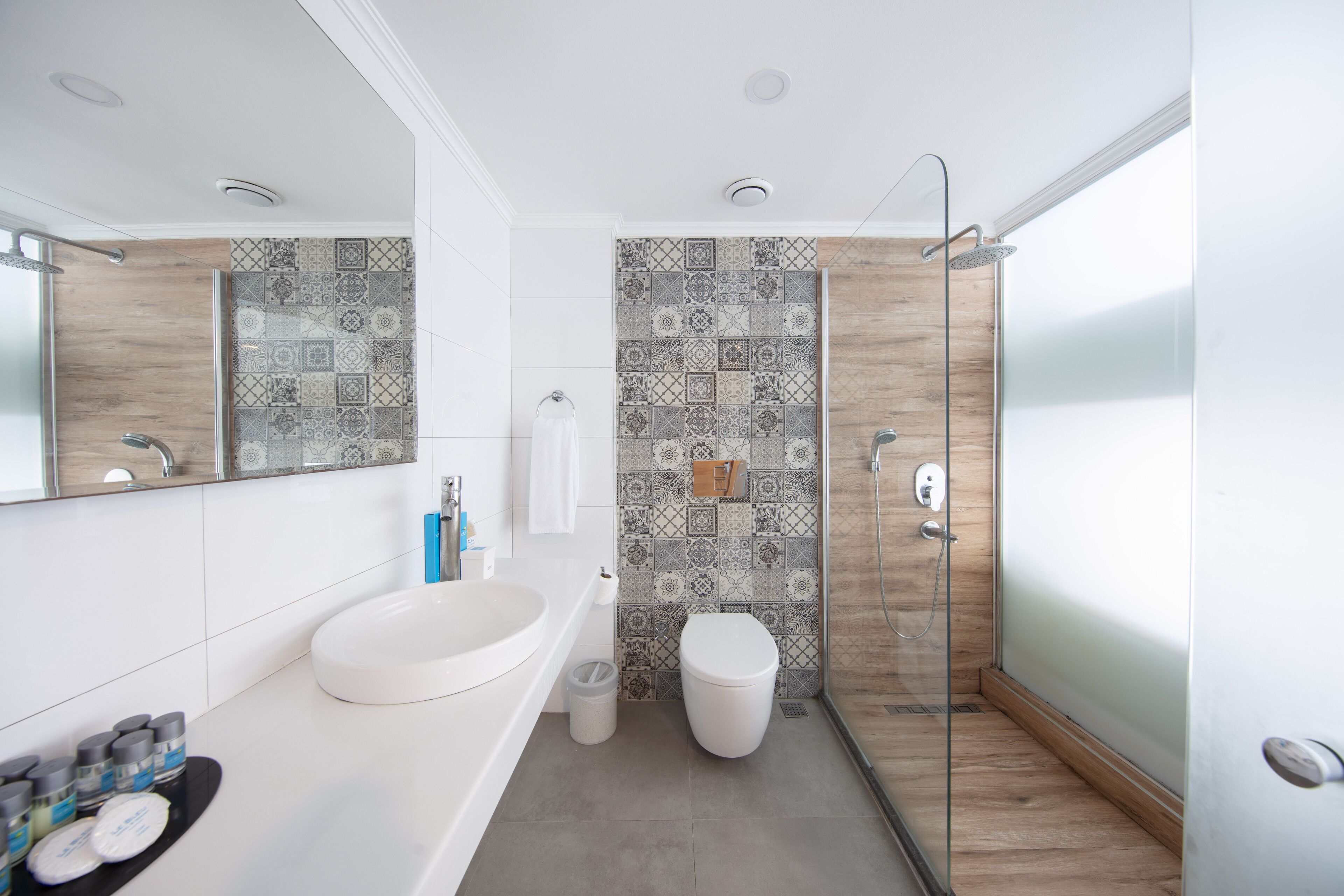 classic shared dormitory | bathroom | free toiletries, hair dryer, slippers, towels