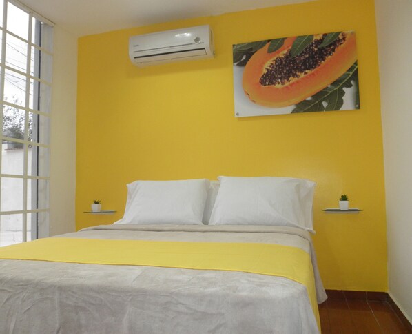 Double Room, 1 Queen Bed, Private Bathroom | Individually decorated, individually furnished, free WiFi