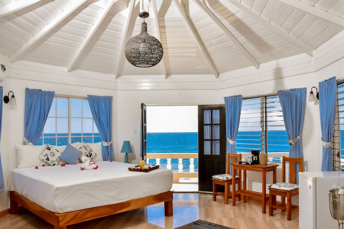 honeymoon suite, ocean view, terrace, 1 king bed | premium bedding, in-room safe, individually decorated, soundproofing