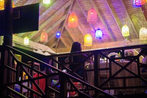 Restaurant - Beyond Sunset Resort & Villas (Treasure Beach)