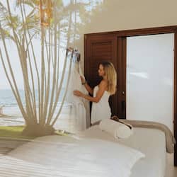 Hot tub, body treatments, hydrotherapy, aromatherapy
