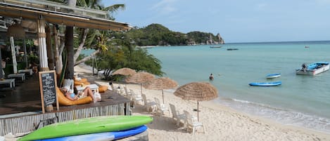 Plage, massages sur la plage