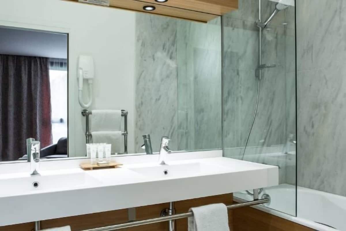 Bathroom | Shower, hair dryer, towels