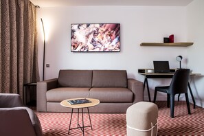 Deluxe Room | Premium bedding, minibar, desk, laptop workspace - Hôtel Forest Hill Paris Meudon-Vélizy (Meudon)