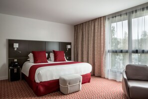 Deluxe Room | Premium bedding, minibar, desk, laptop workspace - Hôtel Forest Hill Paris Meudon-Vélizy (Meudon)