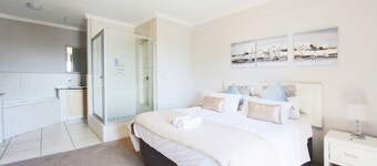Prestige Apartment Sandton at Westpoint
