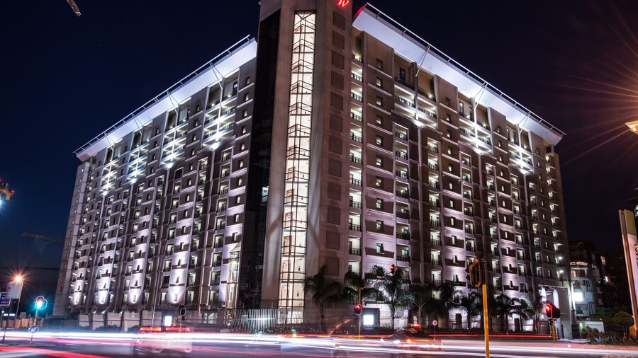 Prestige Apartment Sandton at Westpoint