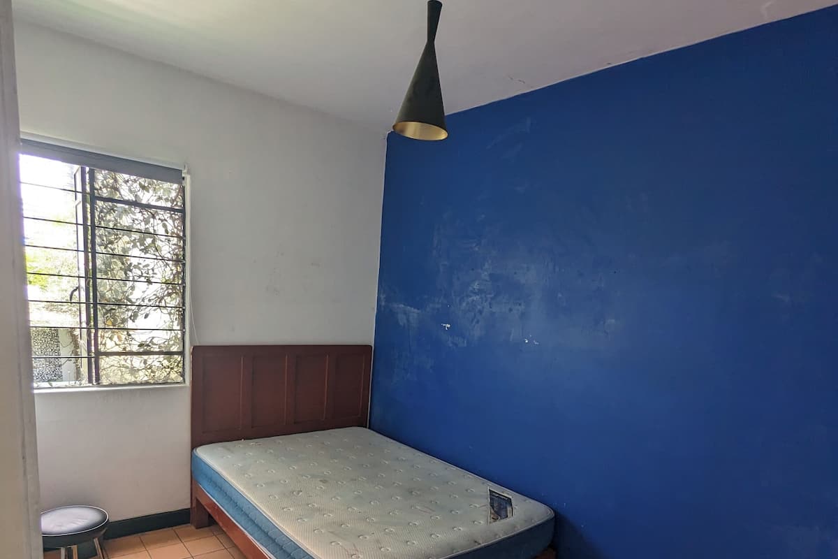 Double room (shared bathroom)