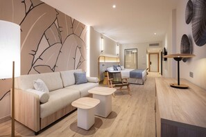 27-inch plasma TV with satellite channels, Smart TV, foosball - Hotel Tabaiba Princess- All Inclusive (San Bartolomé de Tirajana)