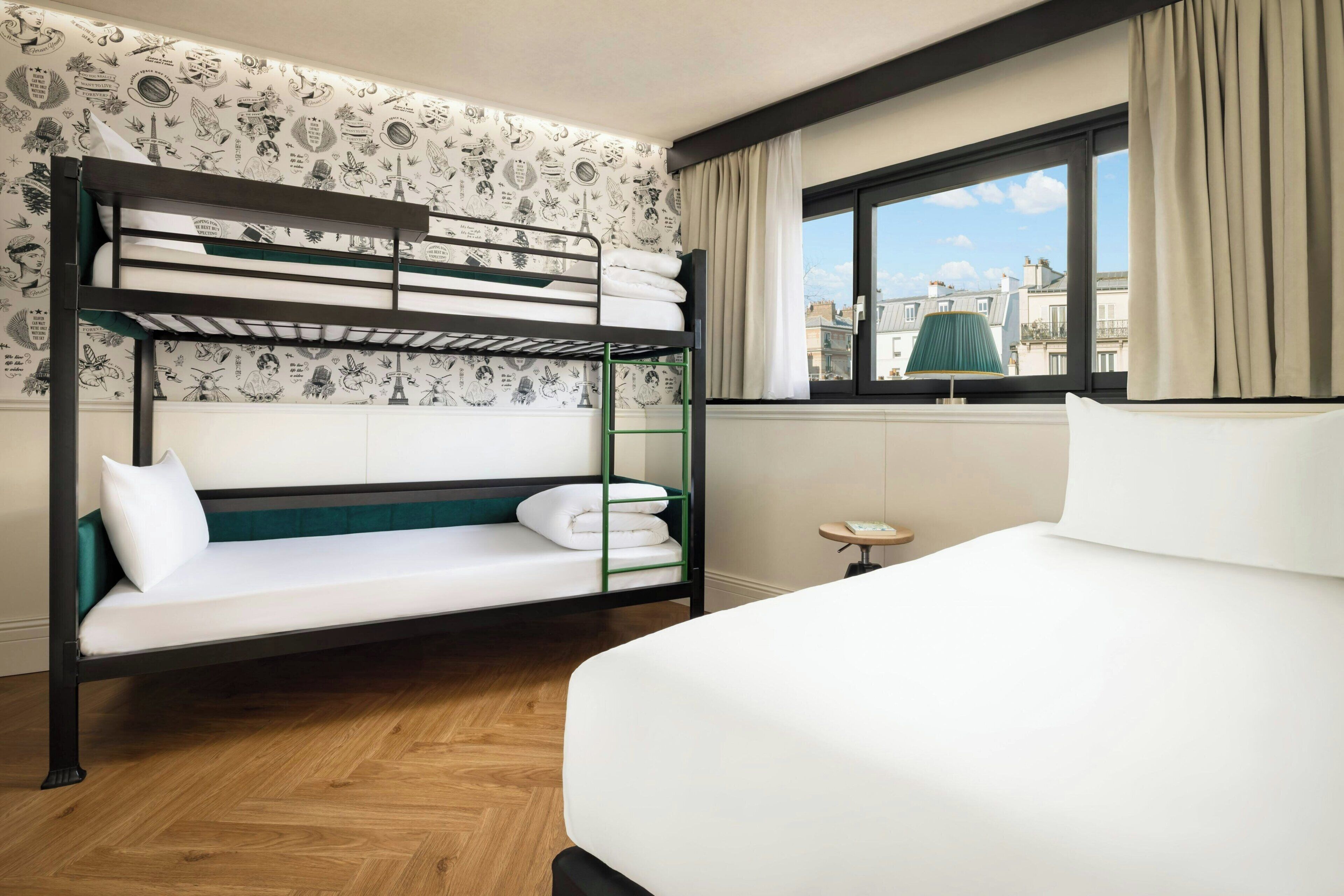 Family Room Mega, 1 Queen, 1 Twin, 2 Bunks | Blackout curtains, iron/ironing board, free WiFi, bed sheets