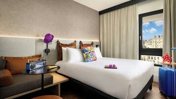 Supreme Queen Room | Blackout drapes, iron/ironing board, free WiFi, bed sheets