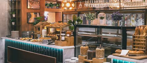 Daily buffet breakfast (EUR 17 per person)