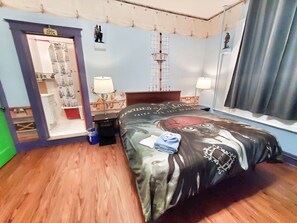Family Room (Upstairs) - The Pirate Haus Inn (St. Augustine)