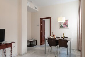Apartment, 2 Bedrooms | Living room | TV - Apartamentos Las Cruces (Seville)