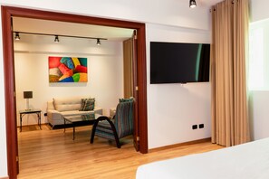 32-Zoll-LED-Fernseher mit Kabelempfang, Fernseher