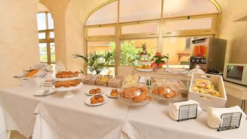 Petit déjeuner continental compris tous les jours