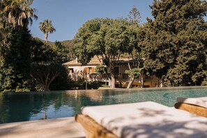 Outdoor pool, sun loungers - Agroturismo Son Galcerán (Esporles)