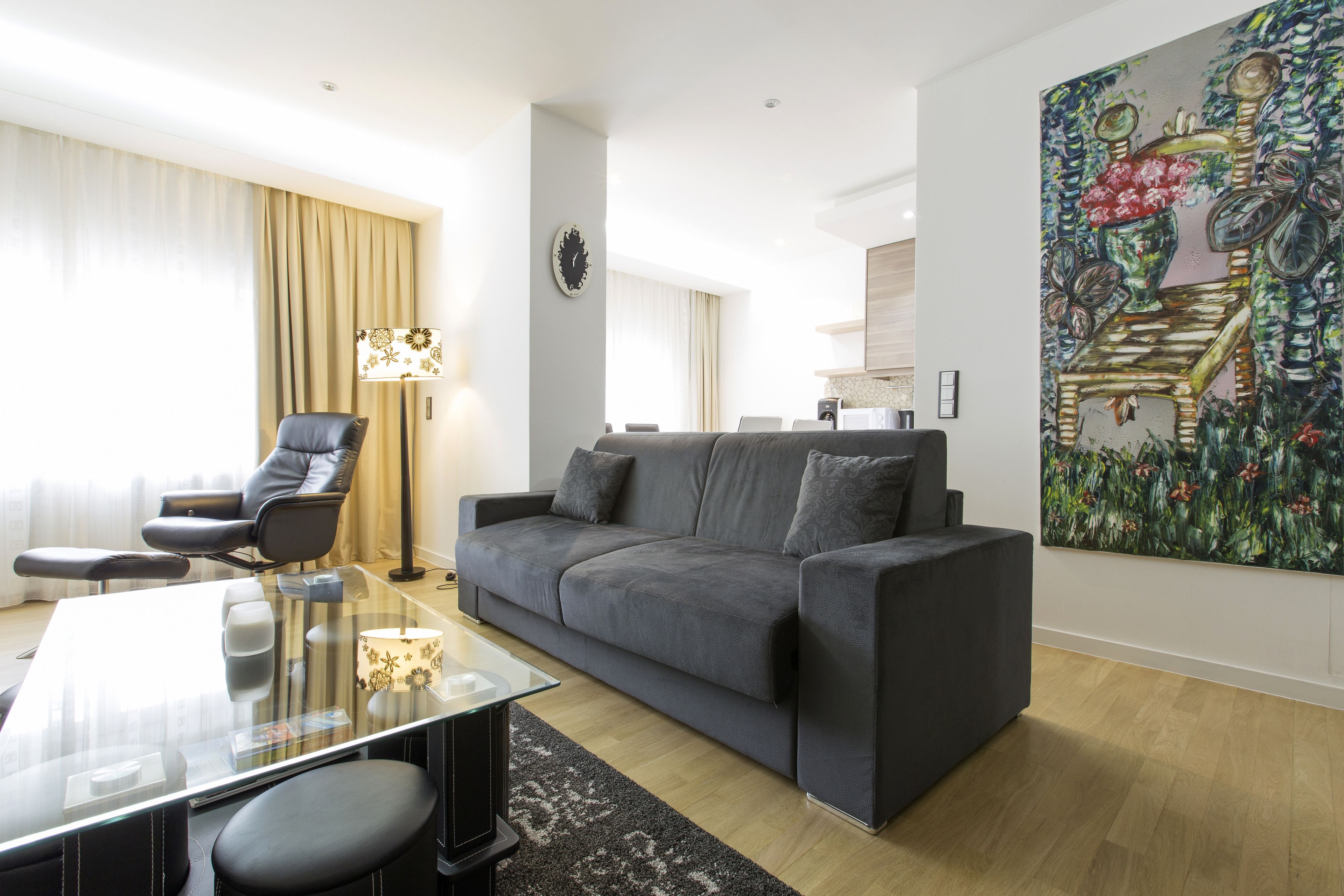 Executive Apartment, 1 Bedroom | Living room | Flat-screen TV, DVD player