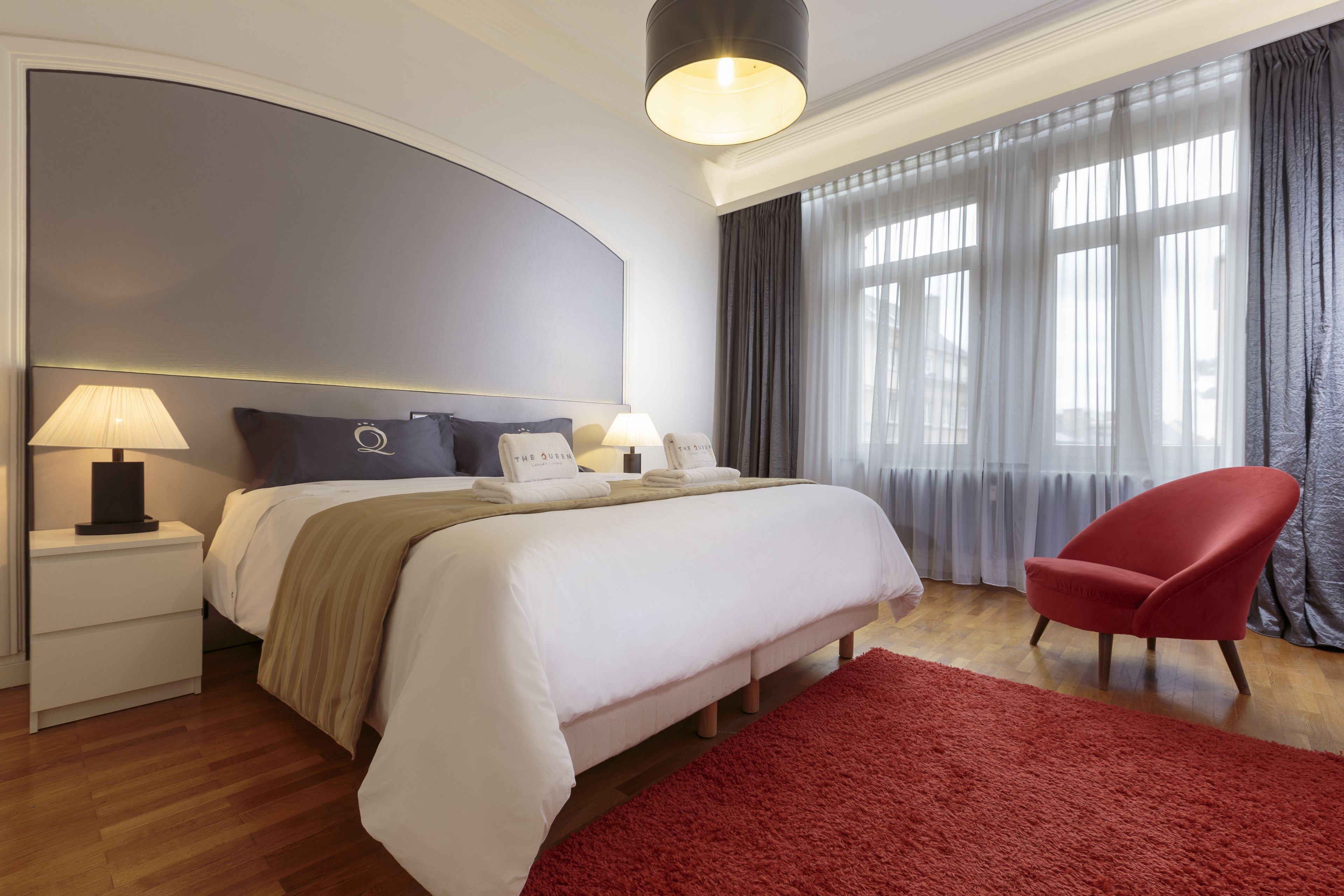 ดีลักซ์อพาร์ทเมนท์, 1 ห้องนอน | เครื่องนอนระดับพรีเมียม, ห้องพักตกแต่งอย่างมีเอกลักษณ์, โต๊ะทำงาน