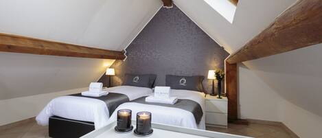 Comfort Apartment, 2 Bedrooms | 2 bedrooms, premium bedding, individually decorated