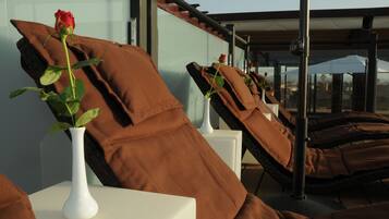 Outdoor pool, pool loungers