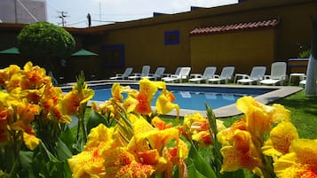 Alberca al aire libre