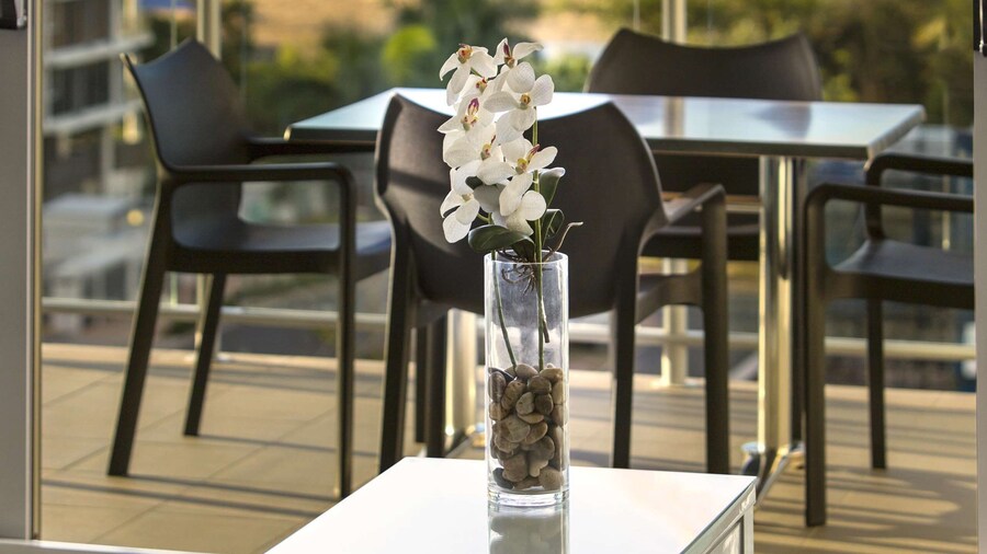 Oaks Mackay Rivermarque Hotel