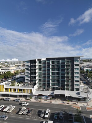 Exterior - Oaks Mackay Rivermarque Hotel (Mackay)