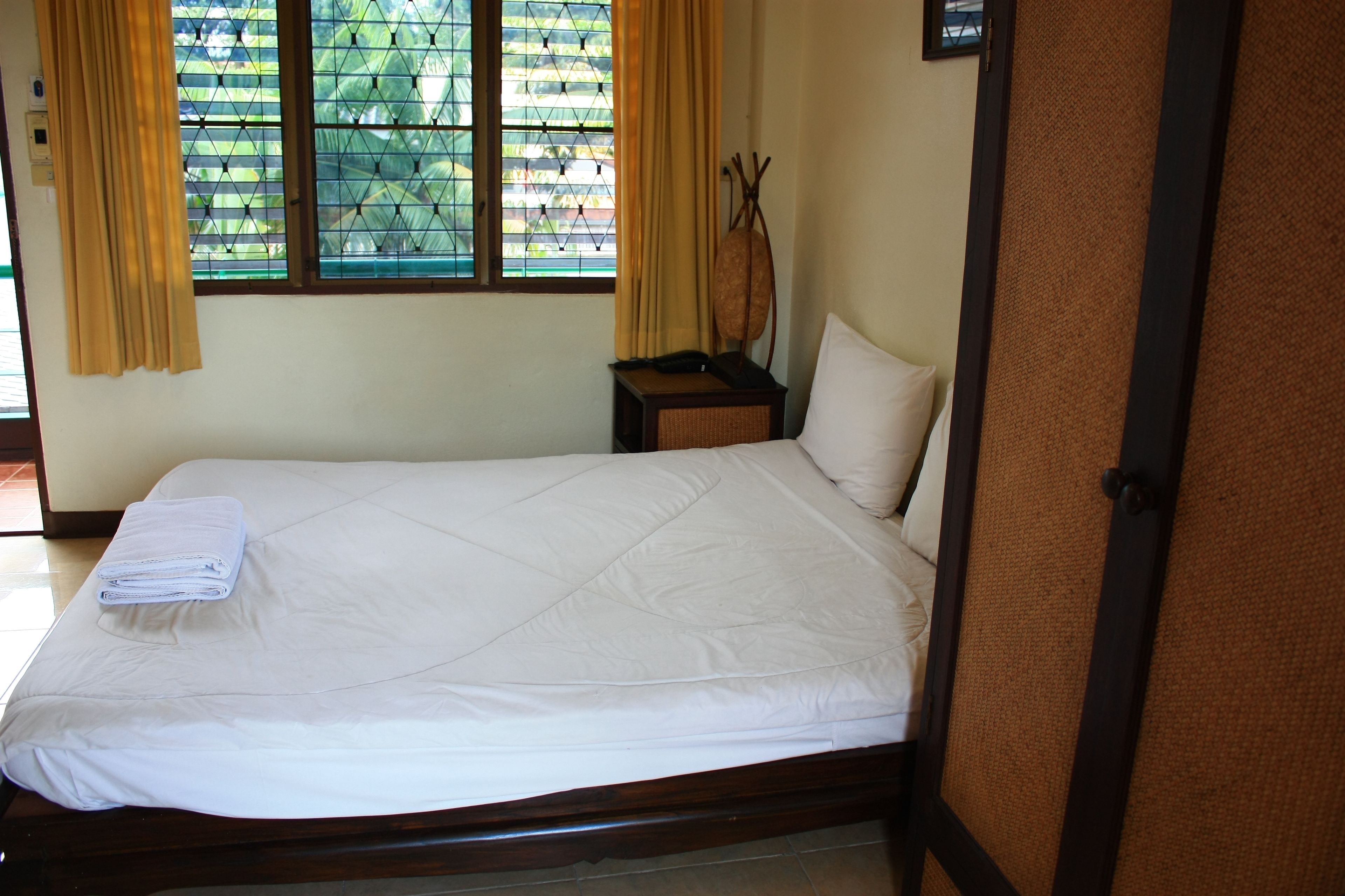 double room | premium bedding, in-room safe, desk, blackout curtains