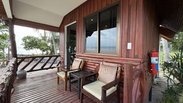 Standard Room | Minibar, in-room safe