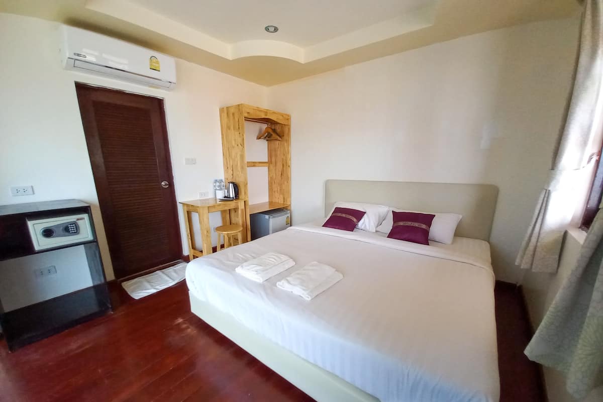 Quarto standard | Frigobar, cofres nos quartos