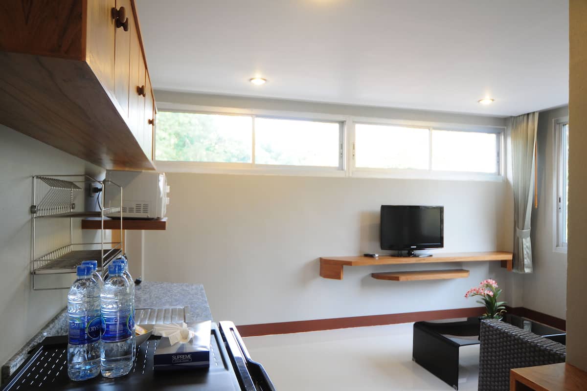 family room | private kitchenette | fridge, microwave, coffee/tea maker