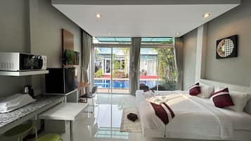 Superior Room | Minibar, in-room safe, desk, rollaway beds